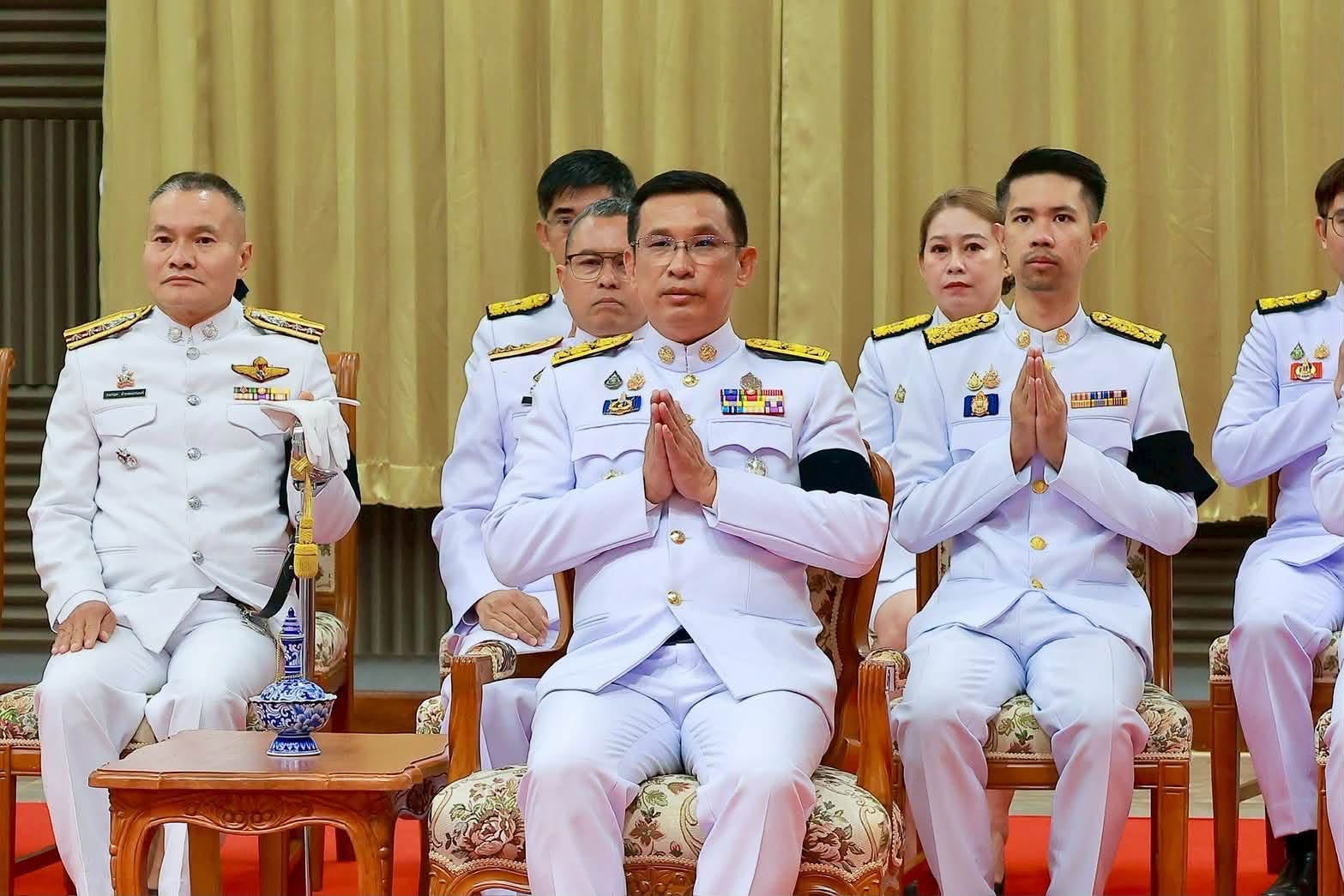 title - สำนักงานการปฏิรูปที่ดินจังหวัดแม่ฮ่องสอน ร่วมรัฐพิธีวันที่ระลึกคล้ายวันสวรรคตสมเด็จพระนารายณ์มหาราช ประจำปี 2569